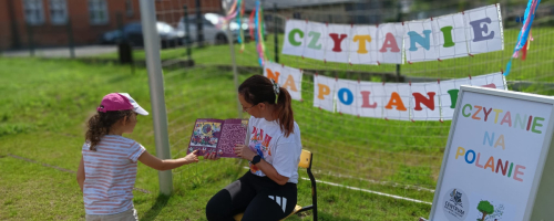 Czytanie na Polanie - Przedszkolaki z Bogunic