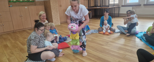 Kolorowe zajęcia sensoryczne dla Maluchów